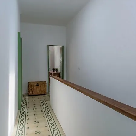 Flh Real Santo Antonio Family House *